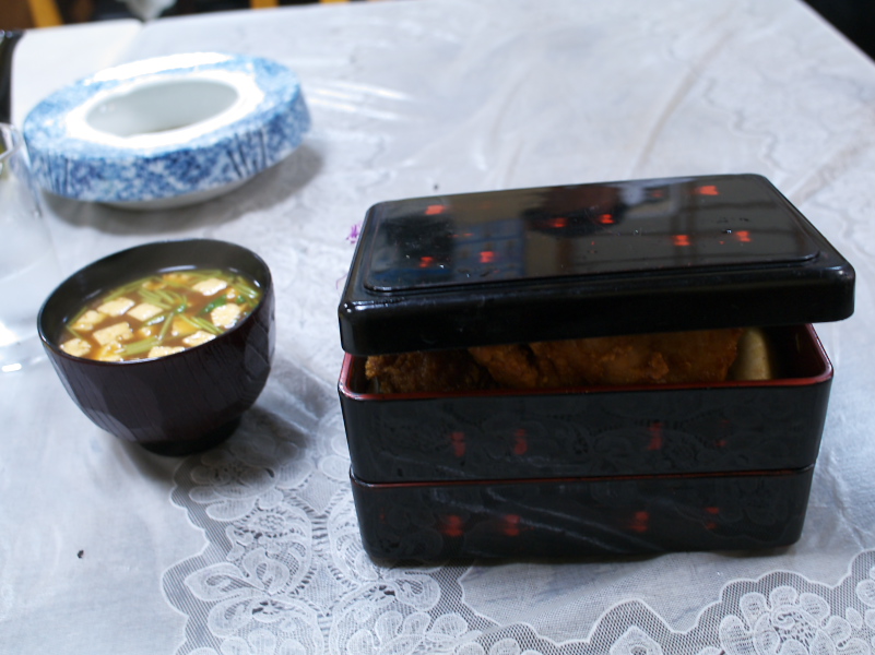 IMGP0003.jpg(206548 byte)