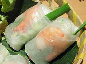 ���t����