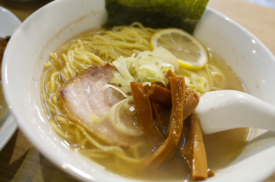 IMGP0015.jpg(258966 byte)