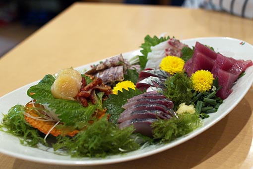 さしみ盛り合わせ