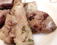 �q�r������