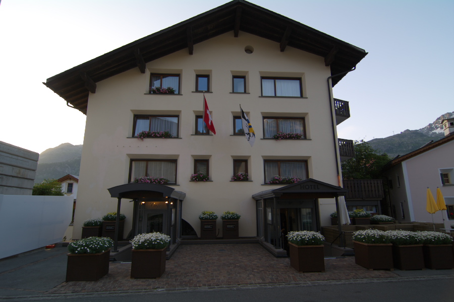 IMGP9325.jpg(181360 byte)