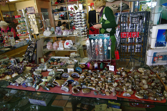 pic8.jpg(120029 byte)