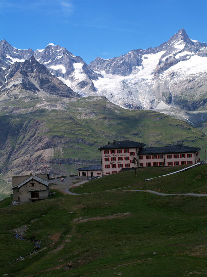 pic8.jpg(300557 byte)