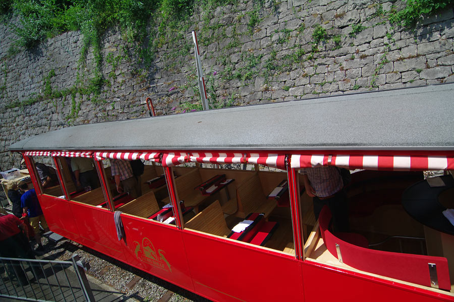 pic8.jpg(267087 byte)