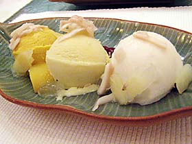 �A�C�X�N���[��