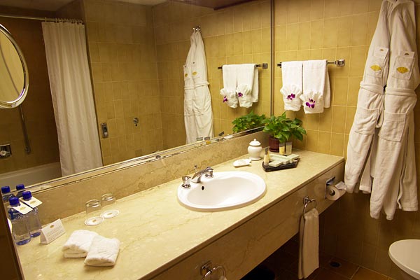 �}���_�����z�e���@�}�J�I