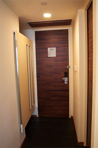 ���@�z�e��